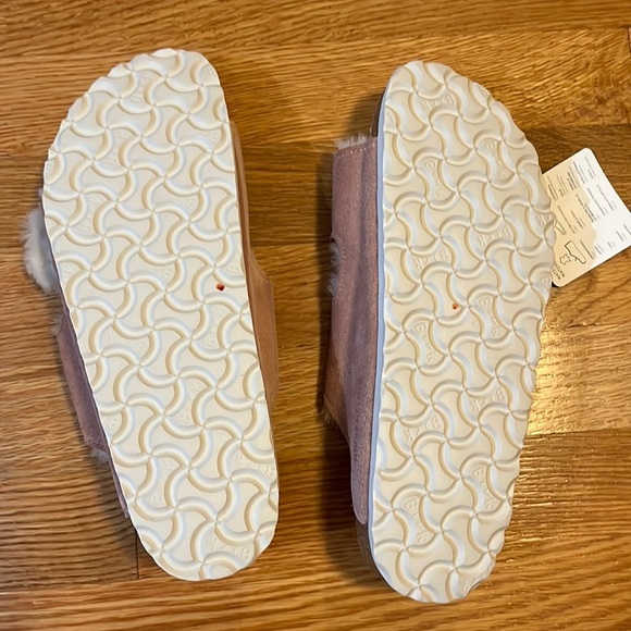Birkenstock Arizona Shearling Suede Leather Size 8 Light Rose NWT - Picture 7 of 13